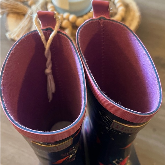 Hatley Unicorn Print Rain Boots - Pink and Black - Picture 9 of 9